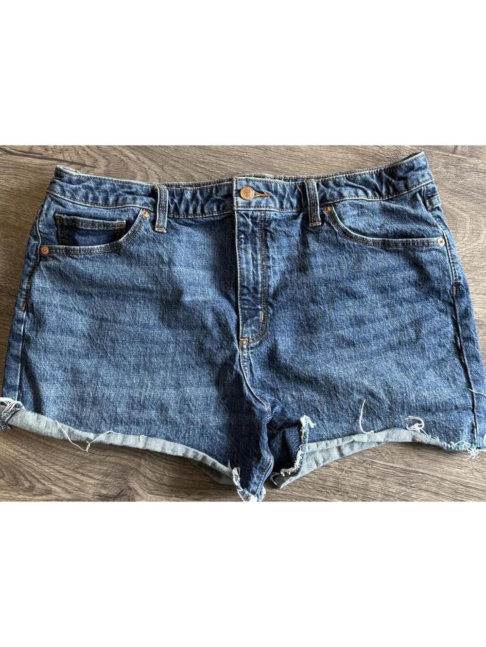 Women's Denim Shorts 3-Piece Bundle, Women's 16 - Picture 4 of 5